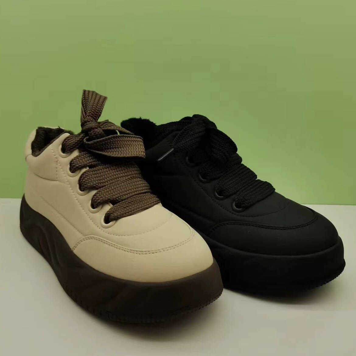 亮点女人813-1专柜女鞋2023冬款厚底小香风面包鞋女系带软面棉鞋5