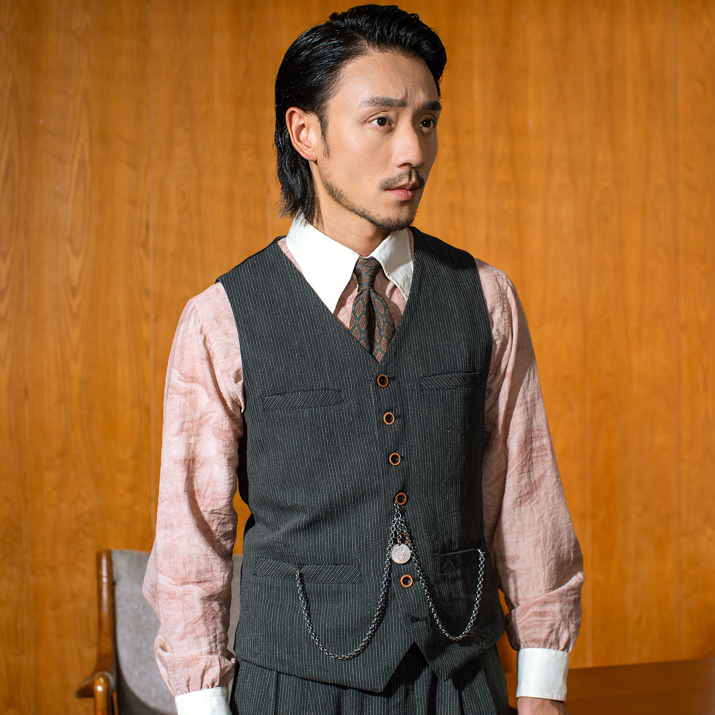 SOARIN【断点条纹】英伦复古西装马甲男 老钱风商务休闲马夹背心