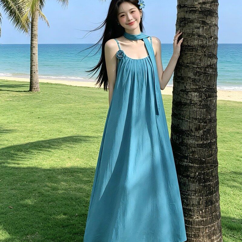 蓝色女装度假风夏季中长裙吊带裙