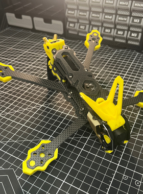 SpeedyBee Mario5全套打印件 马里奥5脚垫GPS座天线座防摔耐炸