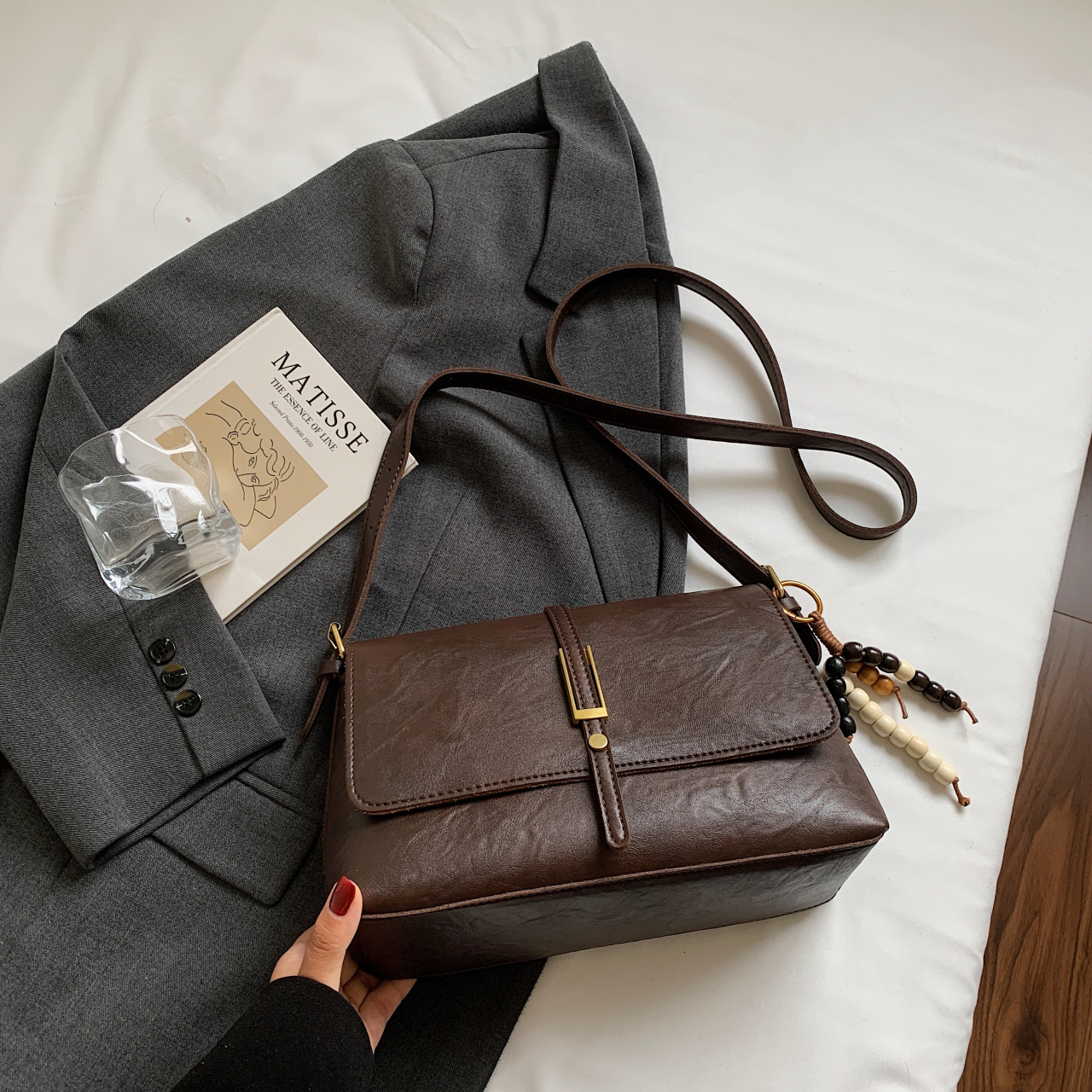 复古上班通勤包包女大容量2025新款休闲单肩斜挎包小方包