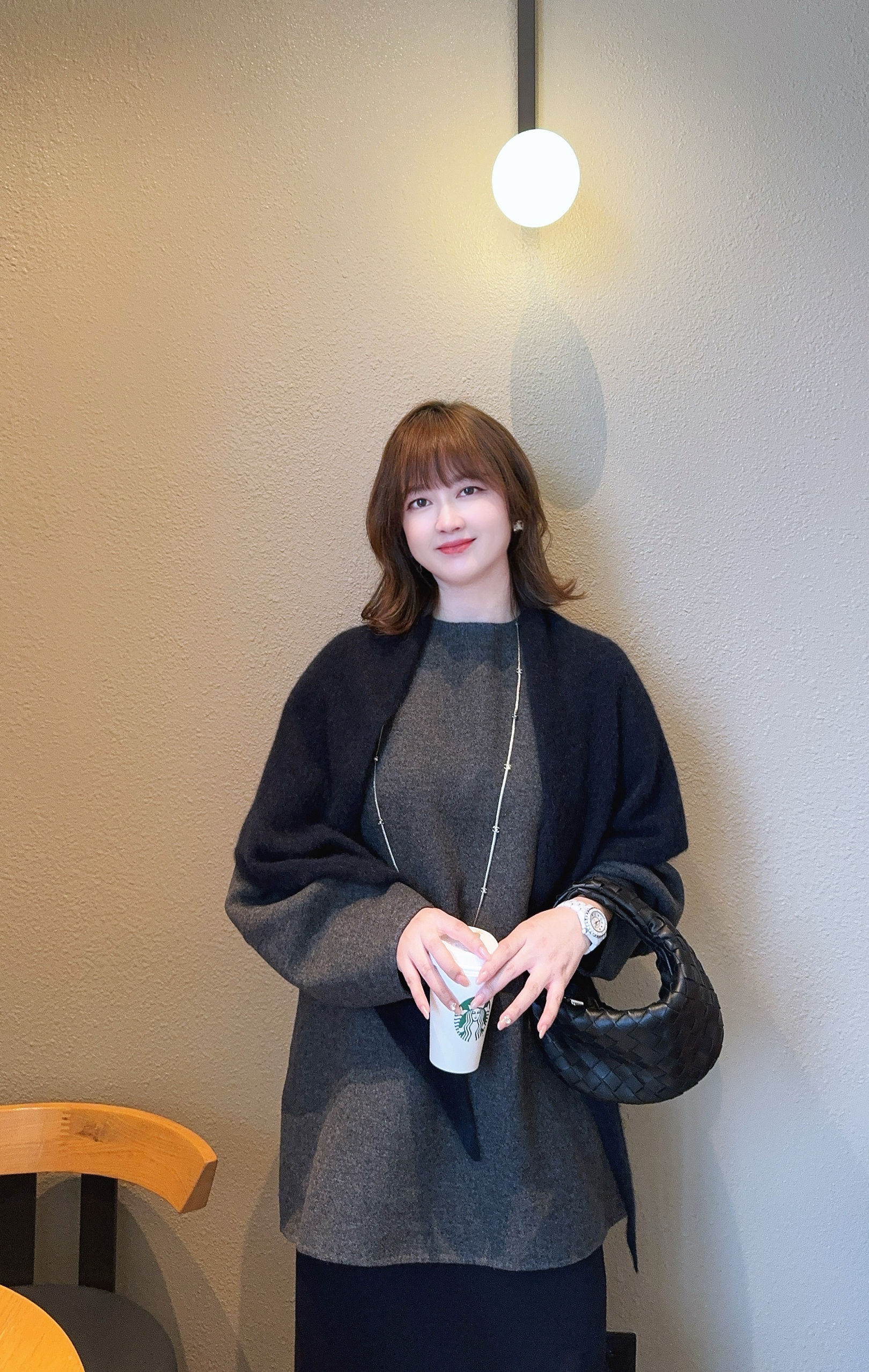 2025秋冬新款韩版宽松灰色显瘦百搭圆领长袖女毛衣大衣上衣外套