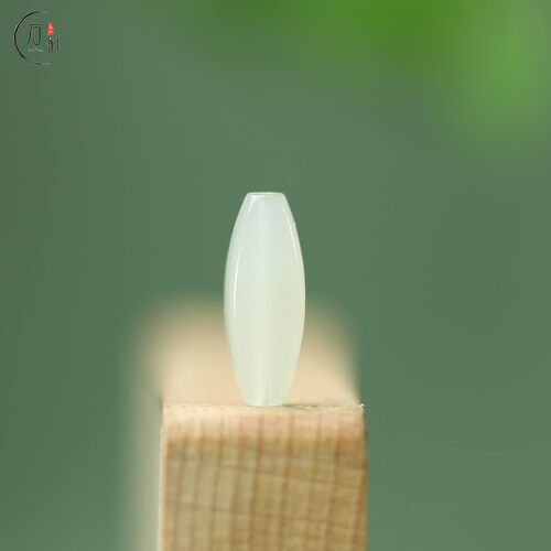 纯天然和田玉5*16mm四方米珠