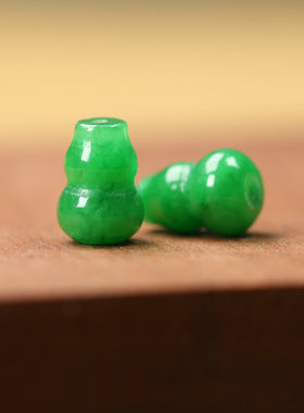 一对价。天然干青翡翠小葫芦手工雕刻散珠子diy小饰品手链挂件C88
