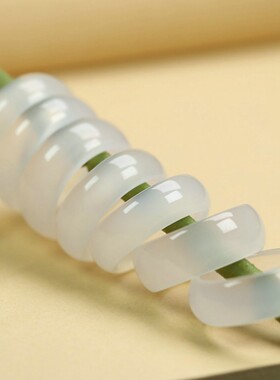 天然白月光玛瑙跑环23mm/17mm