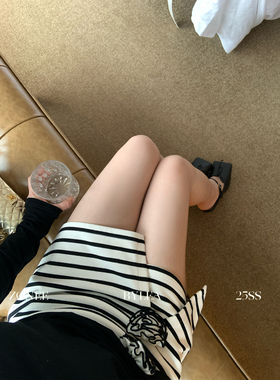 ZONEE/LEA宋亦雯 定格的生命力 法式原创设计花苞休闲条纹裙裤女