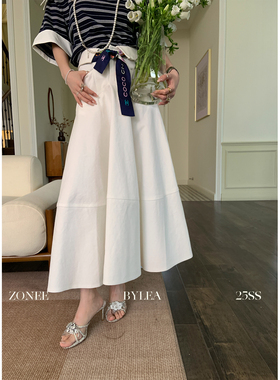 ZONEE/LEA宋亦雯 春日影像诗 法式时髦白色牛仔半裙女中长款a字裙