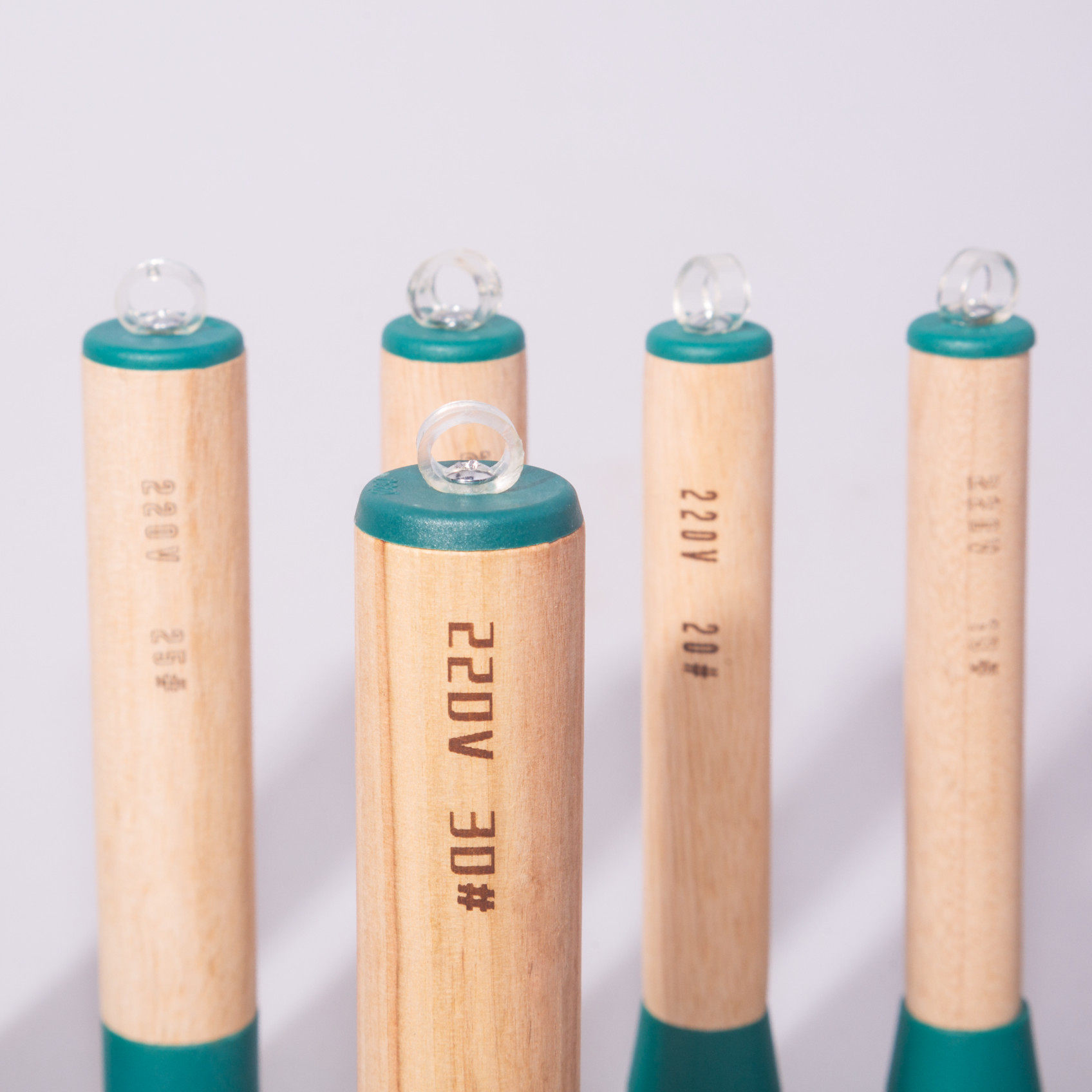 多米新品超轻杠子220V陶瓷热烫香樟木杆烫发杠理发店烫发卷发棒子,个人护理/保健/按摩器材,美发/烫发/染发器（梳）,淘宝优惠券,粉丝福利购,淘宝优惠卷