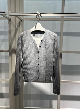 伊折扣2025冬装新款时尚百搭假两件简约设计感羊毛衫1GA232211