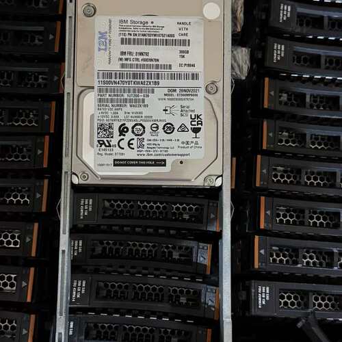 议价IBM 01NN792 01NN793 300G 15K 1可维修