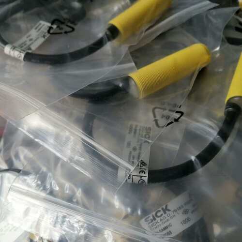 议价施克RFID感测器TR4-SAM01C成色很好功可维修