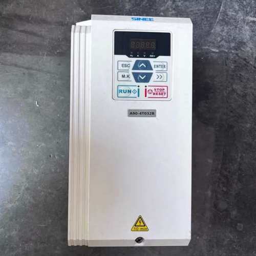 议价变频器A90-4T032B，15KW功率，三相380V。