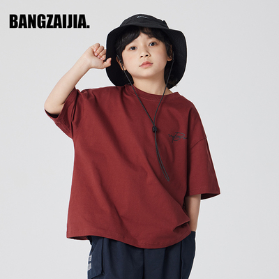 暗红色拼接字母宽松短息T恤