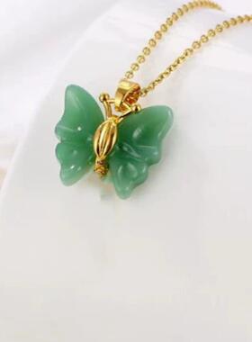 仿24k黄金镶仿玉石蝴蝶吊坠女