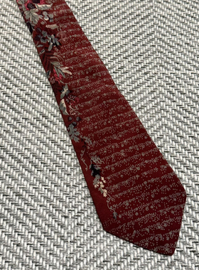 复古花纹真丝领带男休闲百搭轻奢箭头型深红色领带