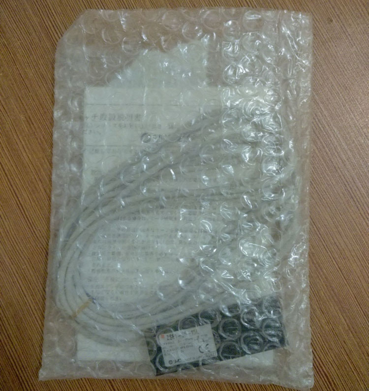 全新原装SMC压力开关正品ZSE1-00-15L实物图