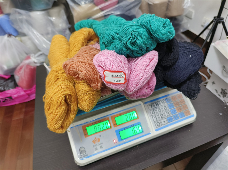 手织diy围巾羊绒线连衣裙