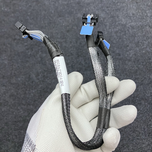 Amphenol MITAC TYAN MCIO X8 8i GEN5.0 to MCIO X4 4i *2 个