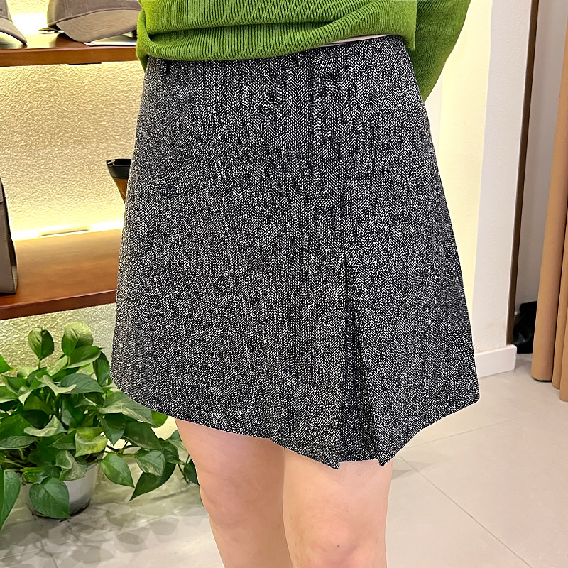 小香风呢子短款包臀A字半身裙