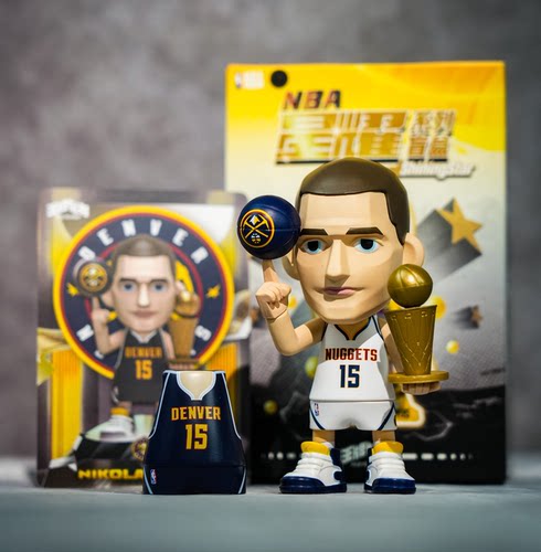 王牌化身约基奇掘金队NBA星耀系列 官方正品手办盲盒收藏约老师