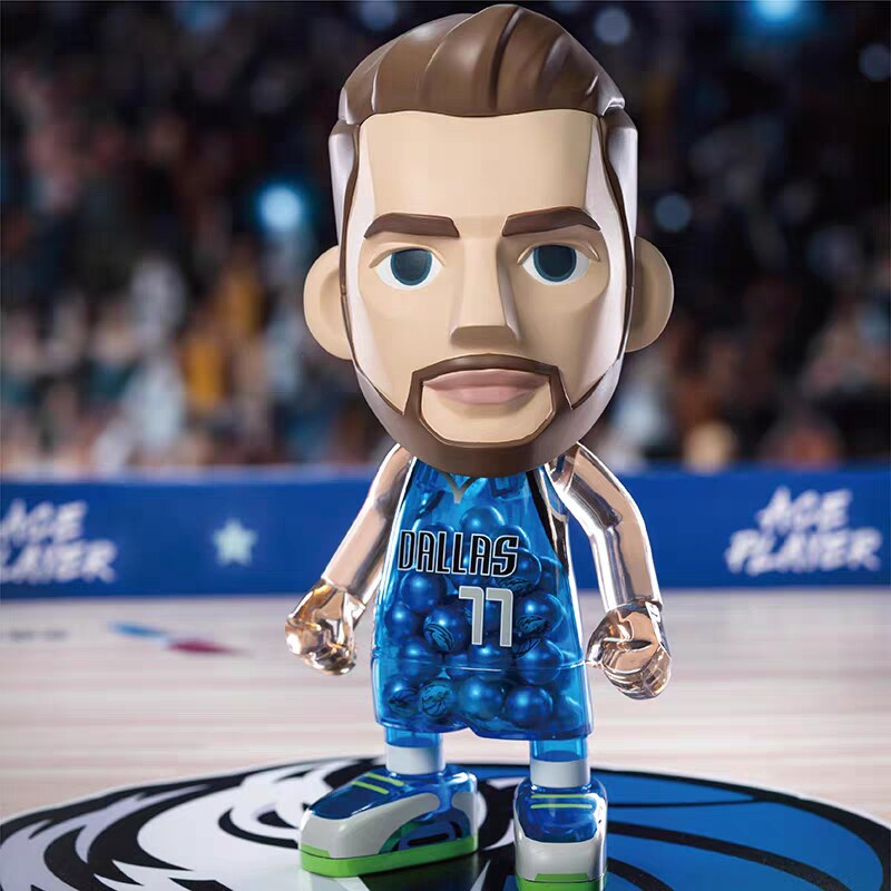 王牌化身东契奇MoneyBall中娃NBA官网授权独行侠手办中娃收藏送礼