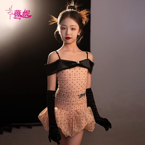 薇妮拉丁舞服吊带波点设计