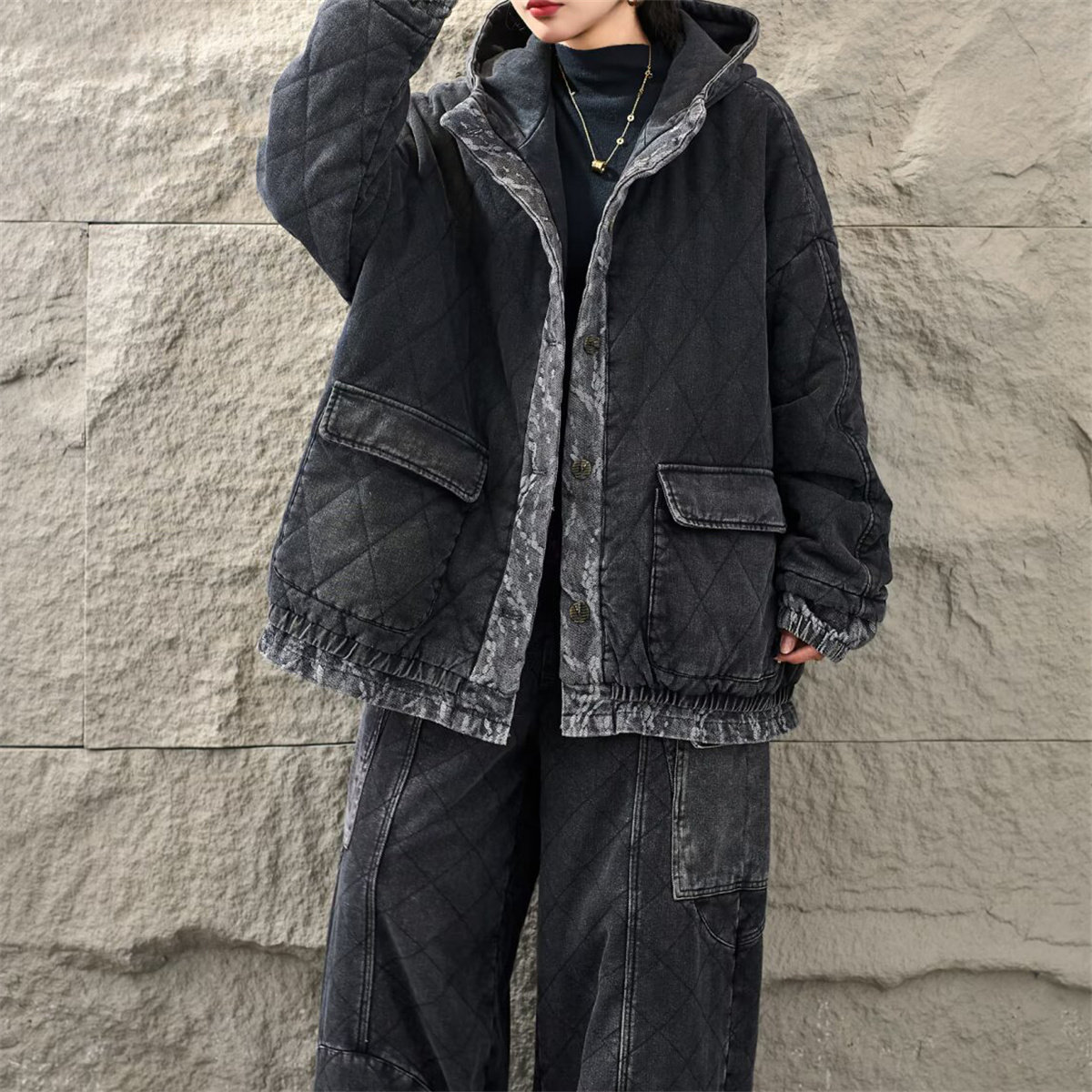 冬季复古菱格加厚保暖连帽棉服女