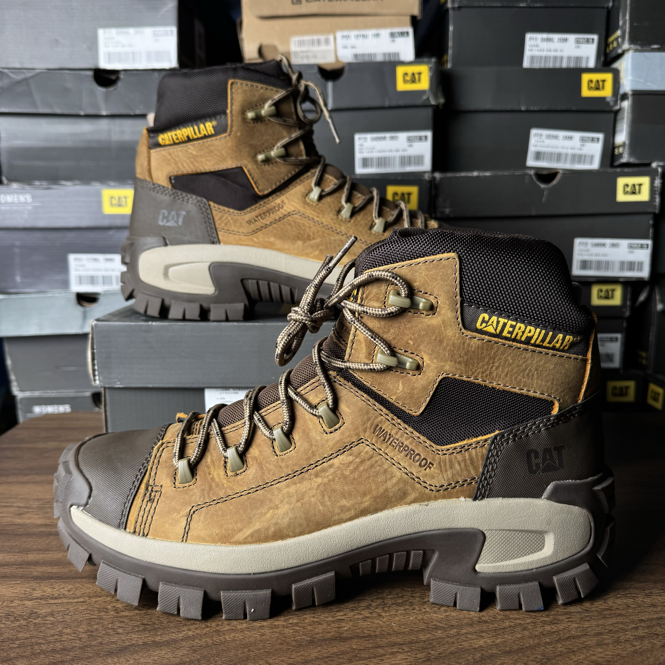 CAT撤柜男士休闲鞋户外徒步鞋防滑无原盒(009)