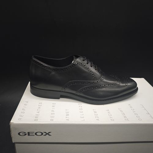 40码专柜撤柜25年新品GEOX健乐士男士百搭舒适休闲鞋U35E3C C9997