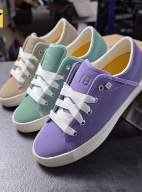 CAT卡特专柜撤柜女士低帮免系带休闲女鞋p311255 微瑕 可改价79