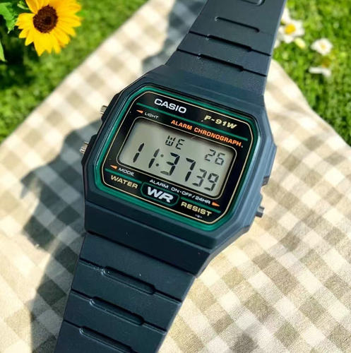 卡西欧CASIO经典复古小方块防水电子表 F-91W-1日历闹钟学生手表