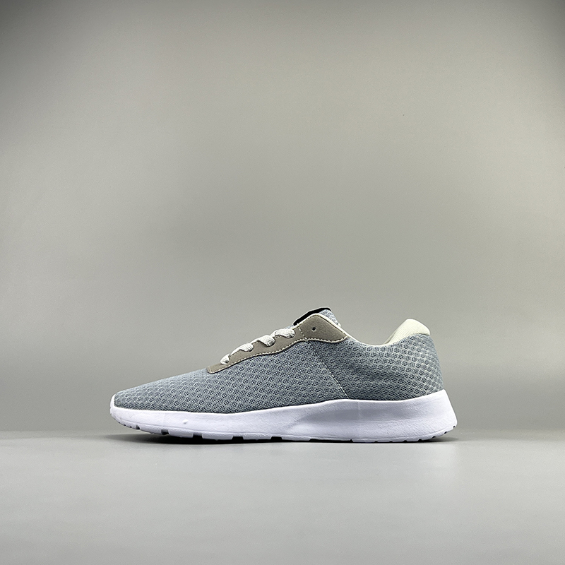 夏季透气轻质时尚网面健步运动鞋