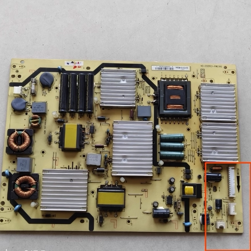 TCL L55V8500A-3D L55E5690A-3D电源板40-E521C3-PWE1XG实拍图