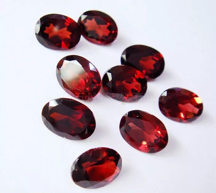 100%天然莫桑比克石榴石椭圆形 心形 三角形可配戒指 吊坠 全净体|ruв категории ювелирные изделия/алмаз/жадеит/золото, цветные камни/драгоценные камни, драгоценности кистлер - от Buy2taobao.com для оказания профессиональной услуги покупки агента Taobao