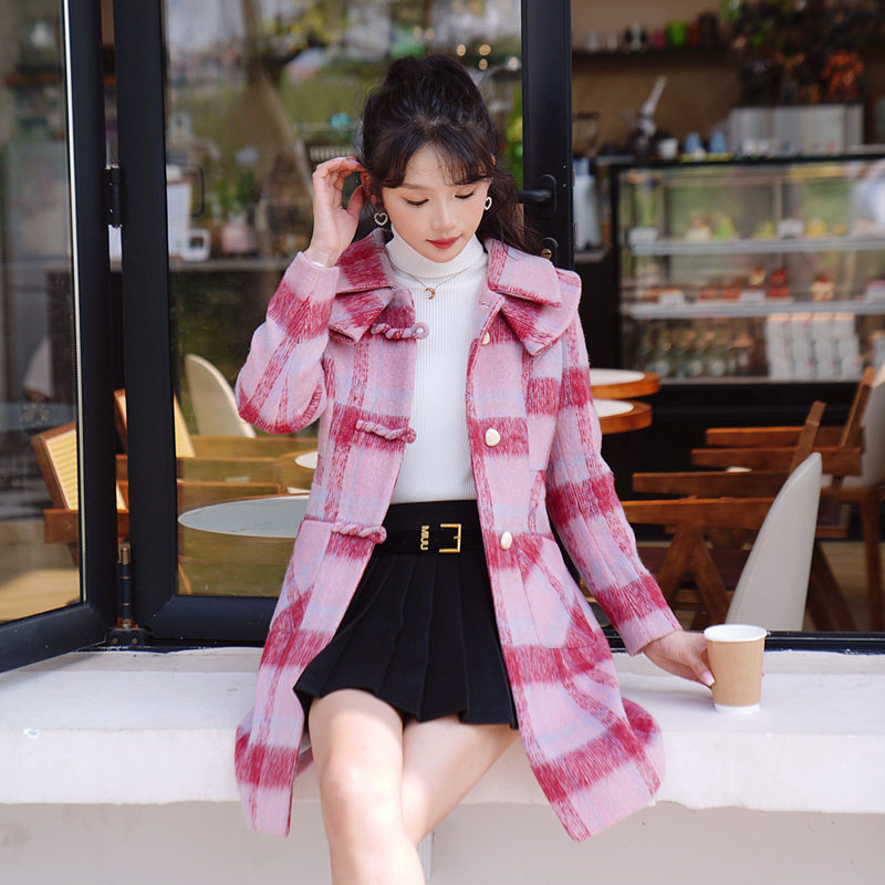 ATAR双层领时尚格子国潮毛呢外套