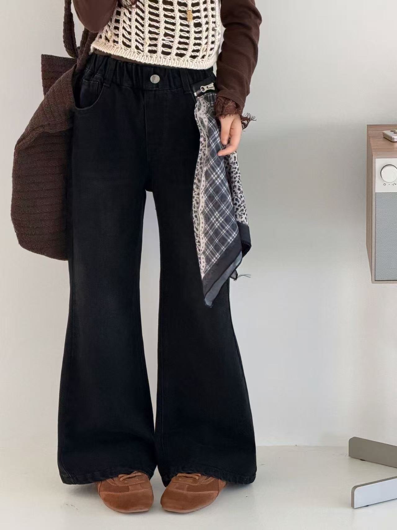 女童裤子2026新款洋气时髦儿童秋款牛仔裤微喇裤中大童百搭长裤潮