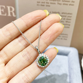 绿色莫桑钻2克拉吊坠高透圆形S925纯银镶嵌项链轻奢送女朋友礼物