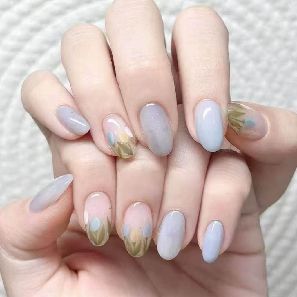淡蓝花雾穿戴甲清透淡雅柔