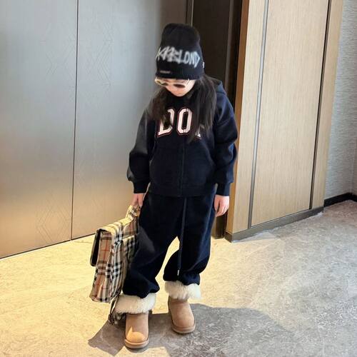 幼儿园女儿童加厚卫衣两件套