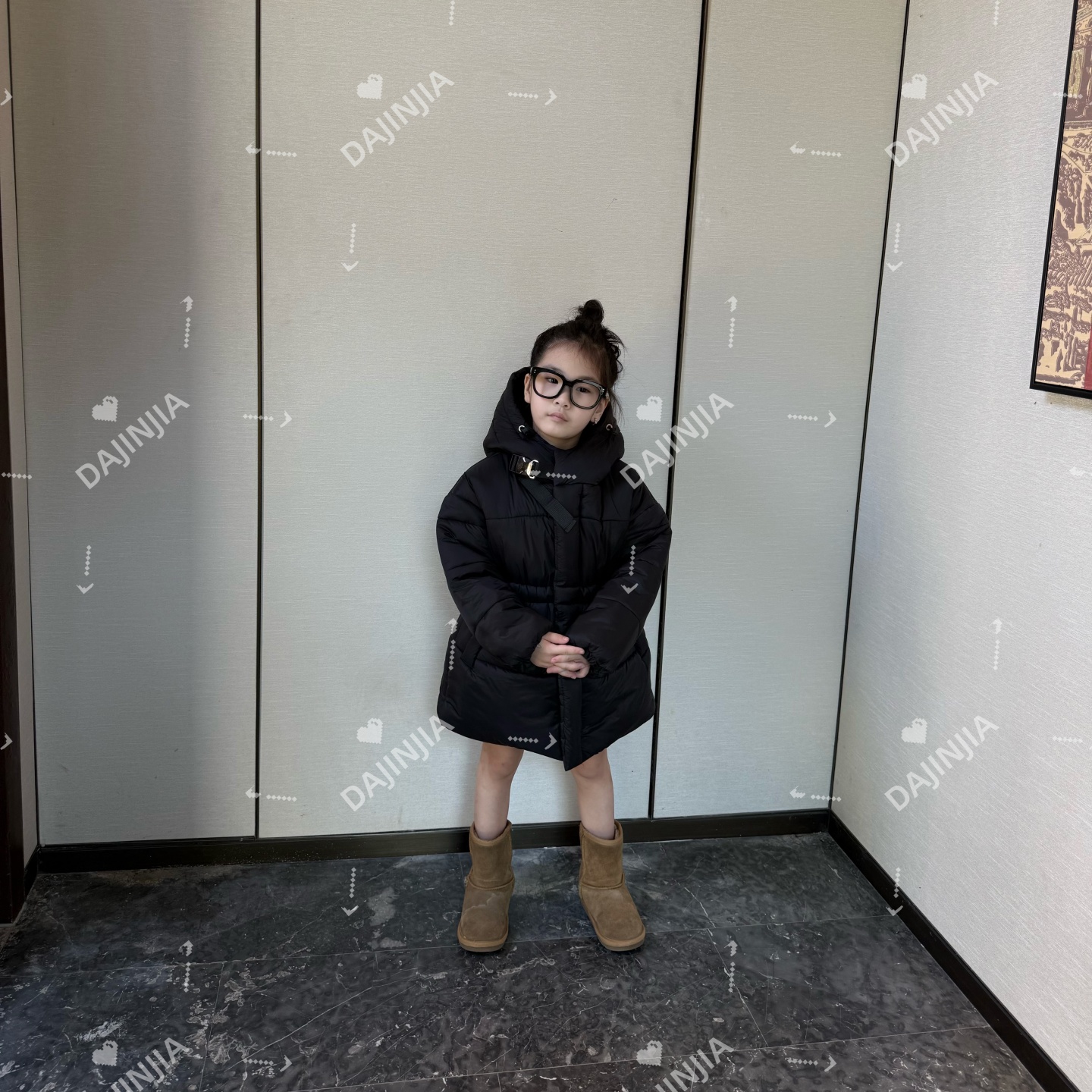 25秋冬新款P家高定高定三角标小众收腰显瘦连帽加厚年服外套棉服