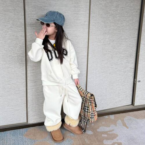 幼儿园日系女儿童卫衣卫裤套装