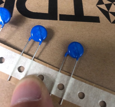 西门子压敏电阻10D511K 510V 直径10MM 全新原装进口 现货