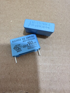 B32923C3474M EPCOS 安规电容 X2 0.47UF 305V 脚距22MM 474 305V