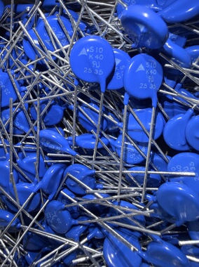 S10K40 西门子EPCOS 压敏电阻 B72210S0400K101 原装正品新货