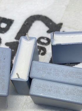 VISHAY 安规电容680NF 0.68UF 310V 275V 脚距22MM BFC233920684