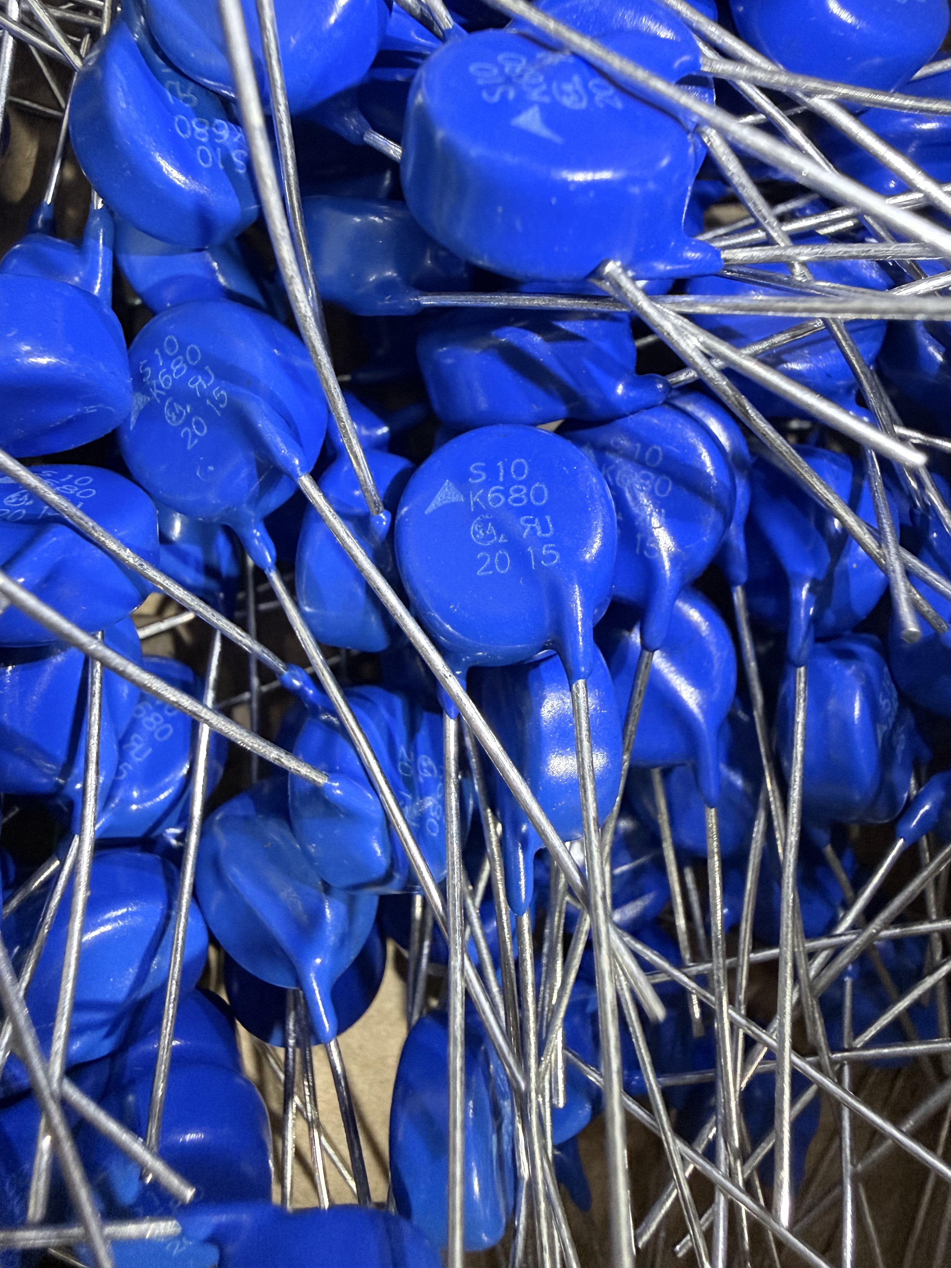 S10K680 西门子压敏电阻 B72210S0681K101 原装正品 680VAC