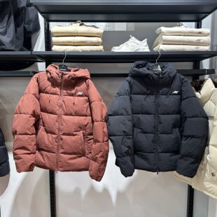 Skechers斯凯奇女士秋冬防泼水连帽裥棉轻盈保暖锁温棉服P425W197