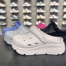 Skechers斯凯奇女子夏季海豚泡泡鞋轻便舒适耐磨厚底洞洞鞋111268