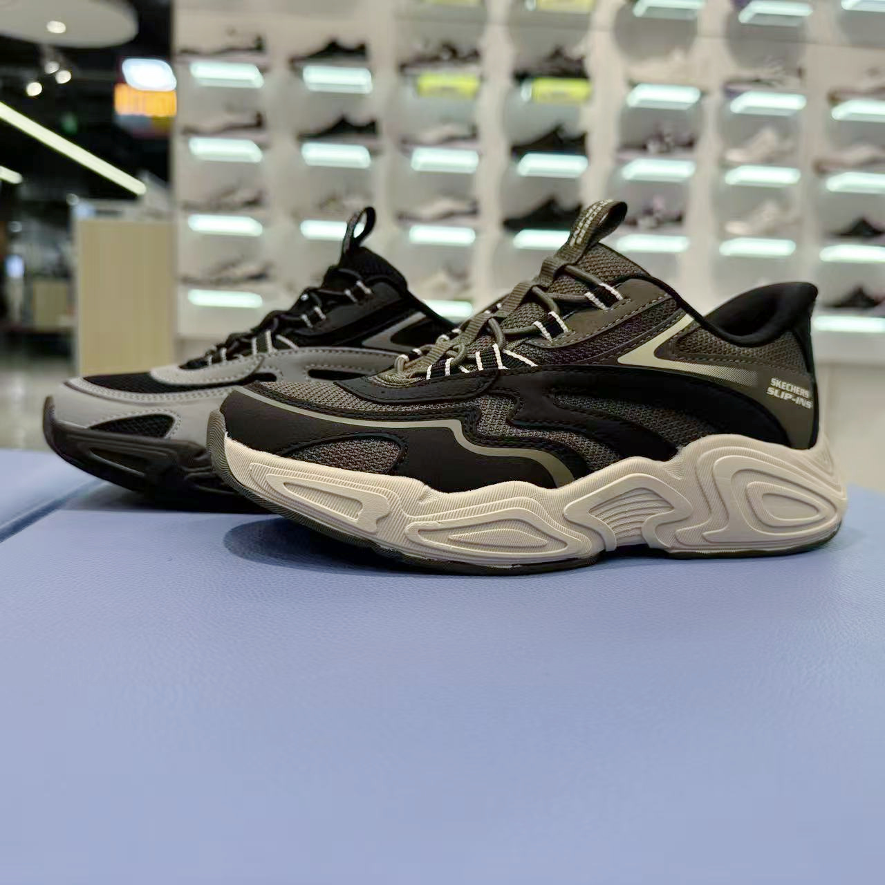 Skechers斯凯奇25新款男童山川系列一脚蹬百搭舒适闪穿鞋405345L