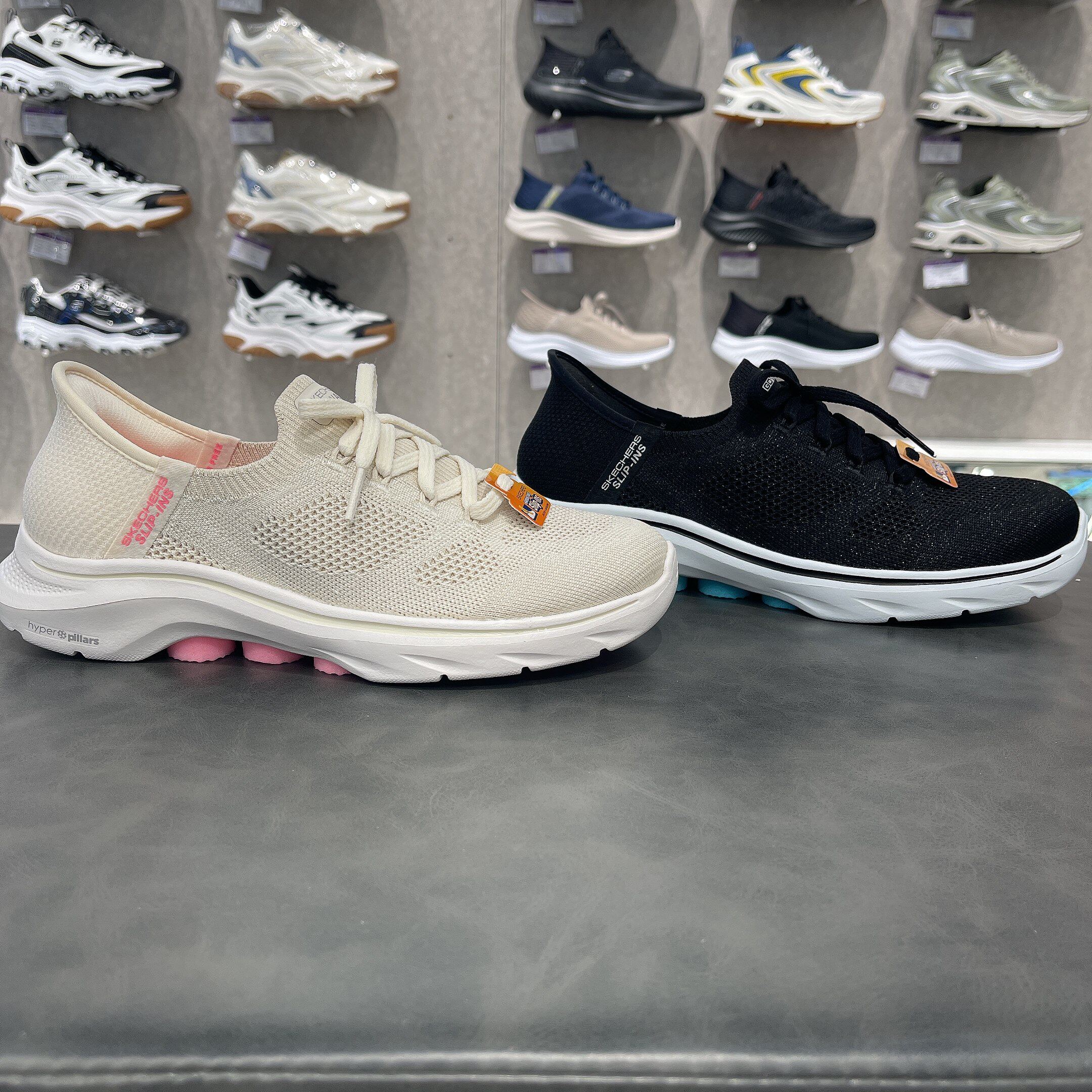 Skechers斯凯奇春季女款2024闪穿一脚蹬健步鞋舒适休闲鞋125213